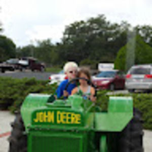 Meet your Posher, Amanda